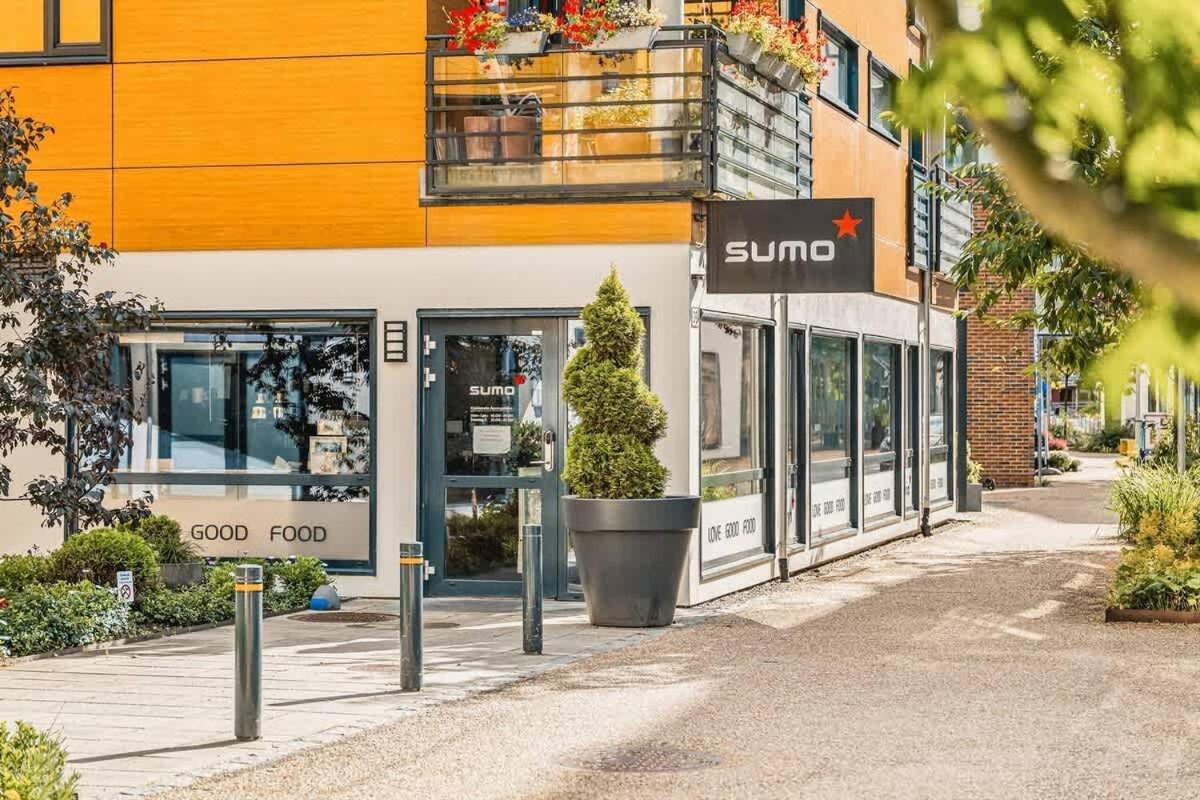 Apartamento Dining L Restaurants With Sea I Traveller & Workspace